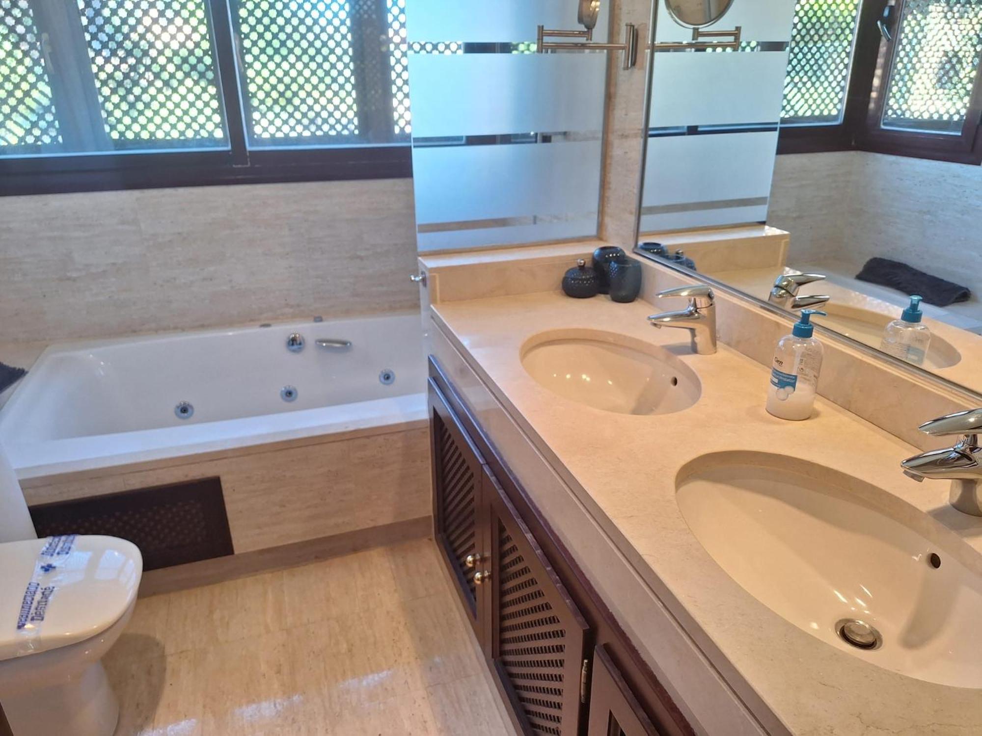 El Soto De Marbella Free Golf-Tennis-Padel-Gym 2 Bed 2 Bath Apartment Ph2B Ojen Bagian luar foto